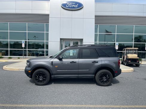 Used 2025 Ford Bronco Sport Badlands image 1