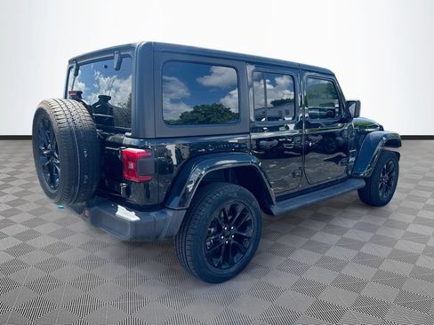 Certified 2022 Jeep Wrangler Unlimited Sahara AWD/4WD image 6