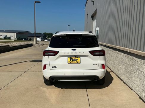 Used 2024 Ford Escape ST-Line w/ Tech Pack #1 AWD/4WD image 5