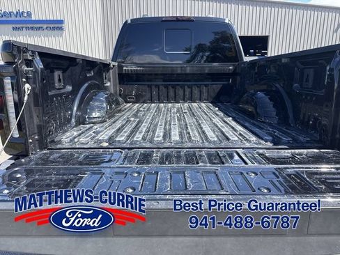 Used 2023 Ford F250 Lariat AWD/4WD image 15