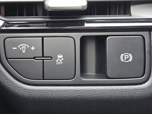 New 2026 Kia Sportage LX FWD image 11
