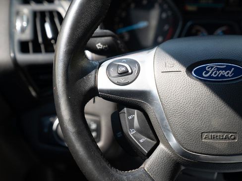 Used 2015 Ford Escape Titanium w/ Equipment Group 301A AWD/4WD image 37
