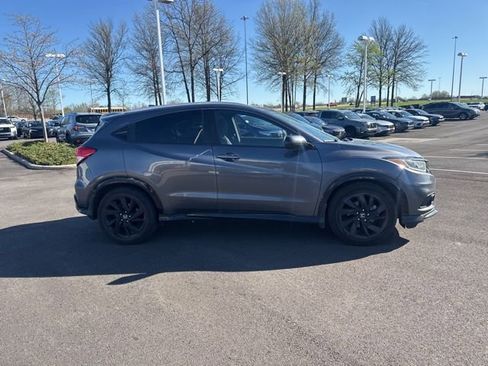 Used 2022 Honda HR-V Sport image 11