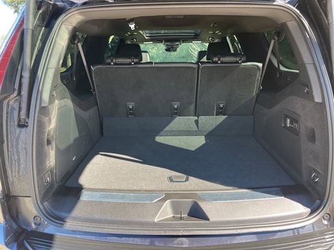 Used 2024 Cadillac Escalade ESV Sport w/ Touring Package image 5