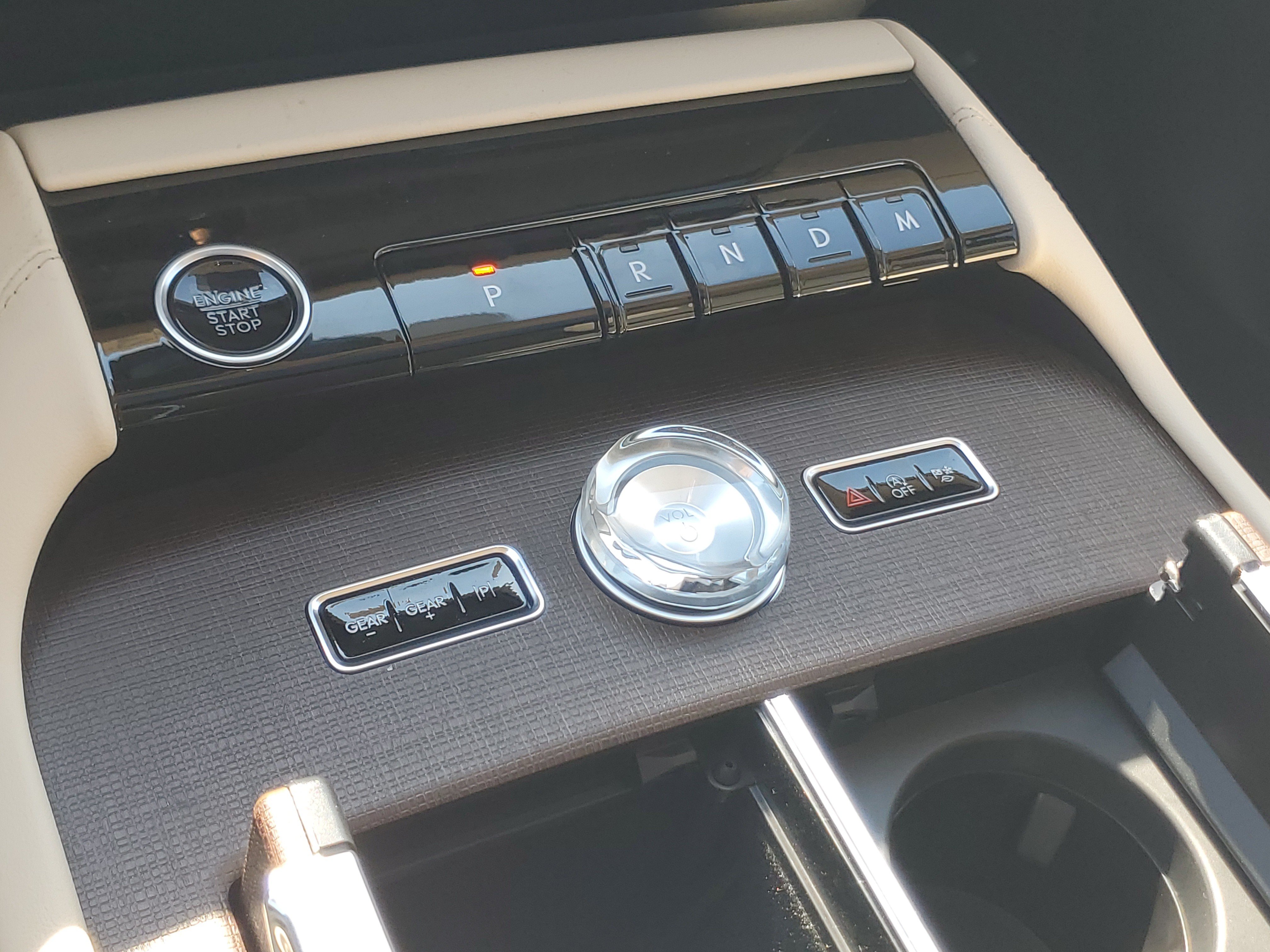 New 2027 Lincoln Navigator Reserve AWD/4WD image 25