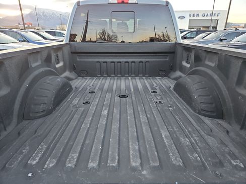 Used 2025 Ford F350 Platinum image 32