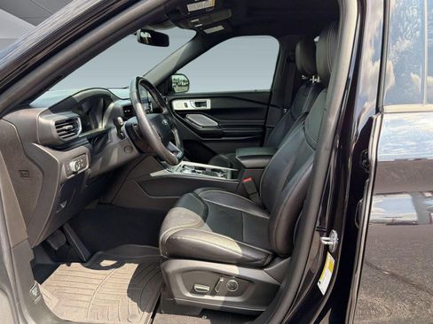 Used 2020 Ford Explorer ST w/ Premium Technology Package AWD/4WD image 9