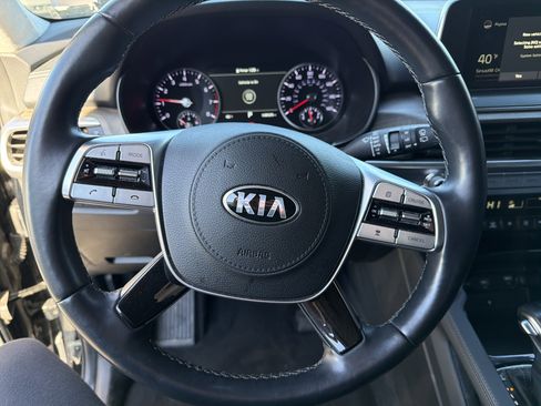 Used 2021 Kia Telluride SX w/ SX Prestige Package image 6