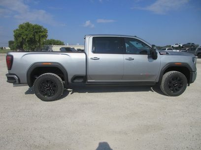 New 2026 GMC Sierra 2500 AT4 w/ AT4 Premium Plus Package