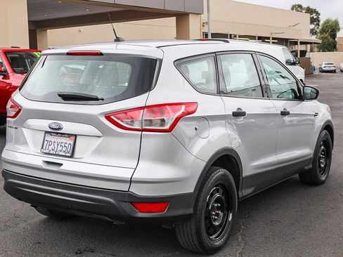 Used 2016 Ford Escape S image 9