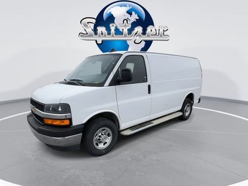 Used 2024 Chevrolet Express 2500 w/ Driver Convenience Package image 4
