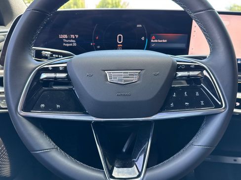 Certified 2024 Cadillac Lyriq Tech w/ Driver Assist Package AWD/4WD image 32