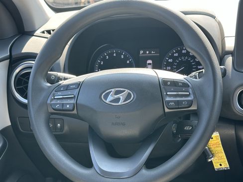 Used 2022 Hyundai Kona SE w/ Cargo Package FWD image 21