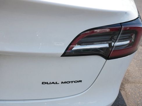 Used 2021 Tesla Model 3 Long Range AWD/4WD image 10