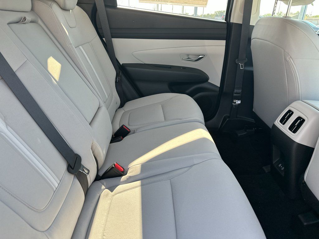 New 2026 Hyundai Tucson SEL Plus AWD/4WD image 4