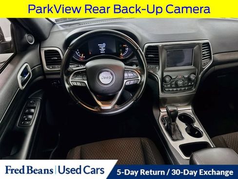 Used 2021 Jeep Grand Cherokee Laredo AWD/4WD image 25