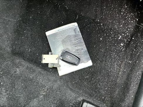 Certified 2022 Ford Edge SEL w/ Convenience Package image 10