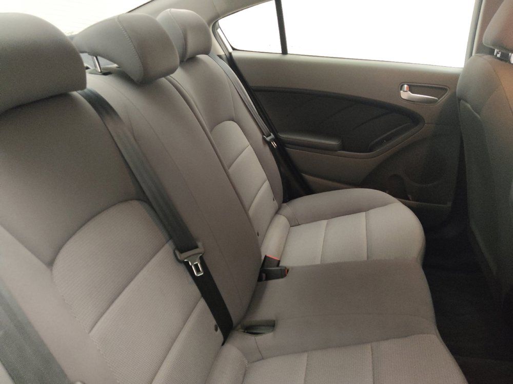 Used 2018 Kia Forte LX FWD image 19