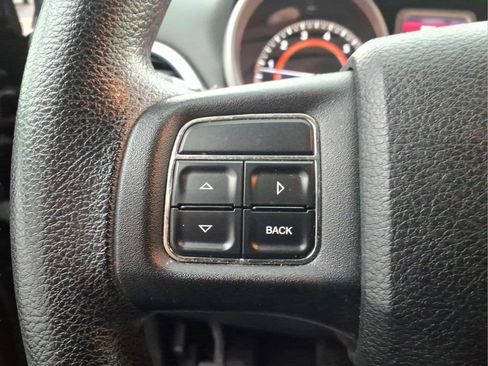 Used 2012 Dodge Journey SXT w/ Flexible Seating Group image 19