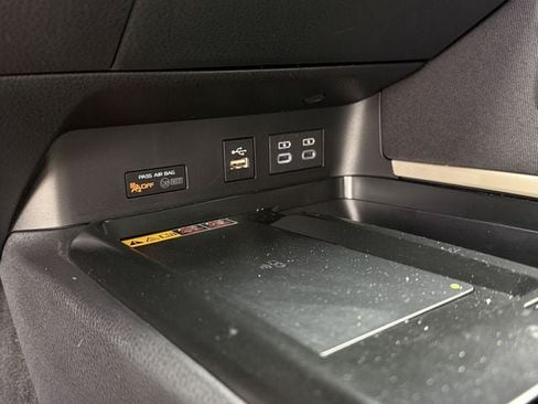 Used 2025 Toyota Camry LE FWD image 19