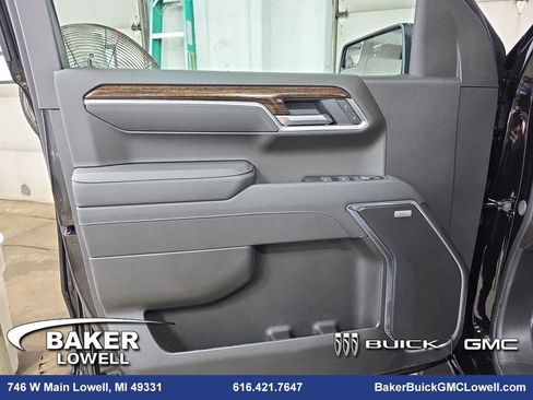 New 2026 GMC Sierra 1500 Elevation image 26