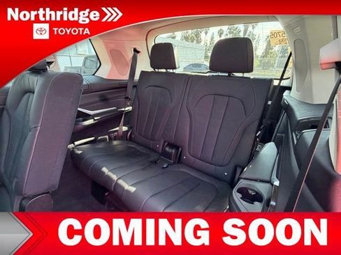 Used 2020 BMW X7 xDrive40i w/ Premium Package image 8