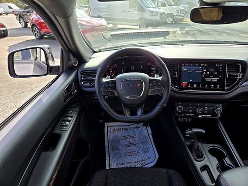 Used 2025 Dodge Durango GT w/ Blacktop Package image 10