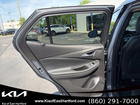 Used 2022 Buick Encore GX Essence w/ Experience Buick Package AWD/4WD image 18