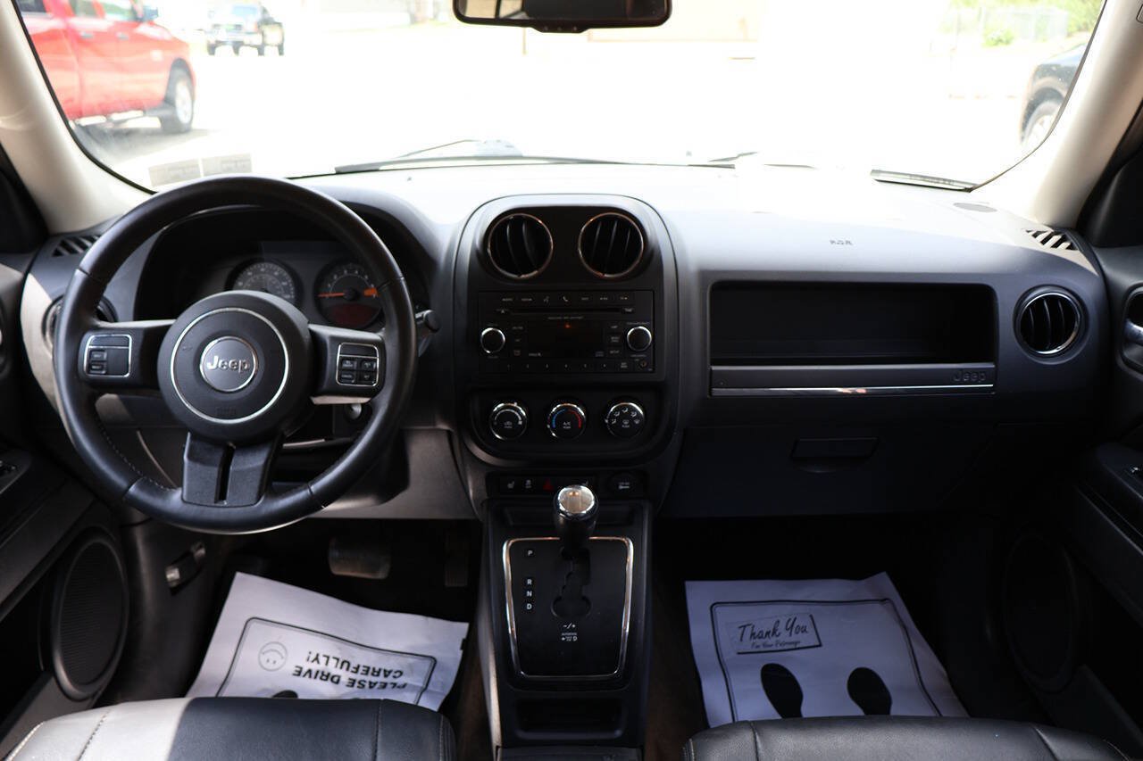 Used 2016 Jeep Patriot High Altitude FWD image 24