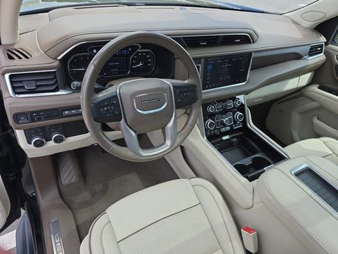 Used 2021 GMC Yukon Denali image 17