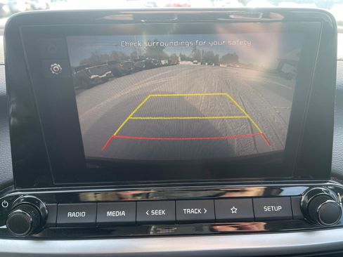 Used 2023 Kia Forte LXS image 13