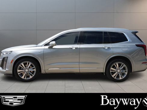 Certified 2024 Cadillac XT6 Premium Luxury image 4