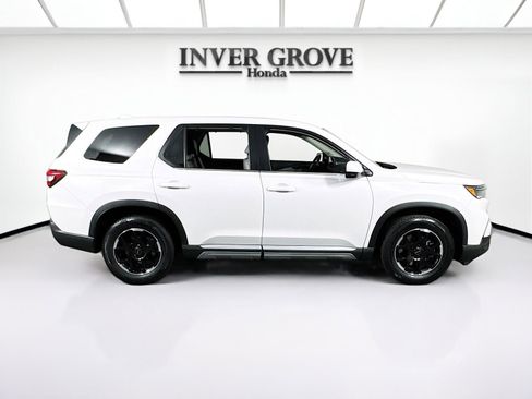 Used 2025 Honda Pilot EX-L image 4