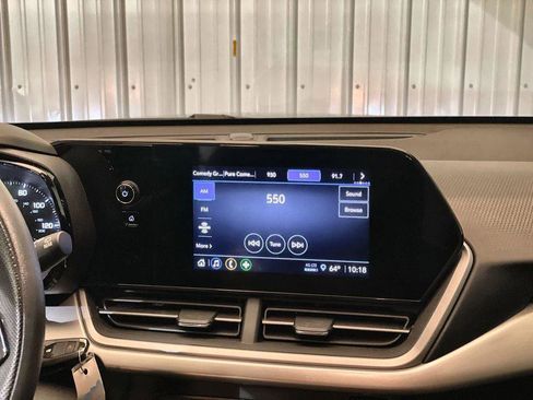 Used 2024 Chevrolet Trax LS image 13