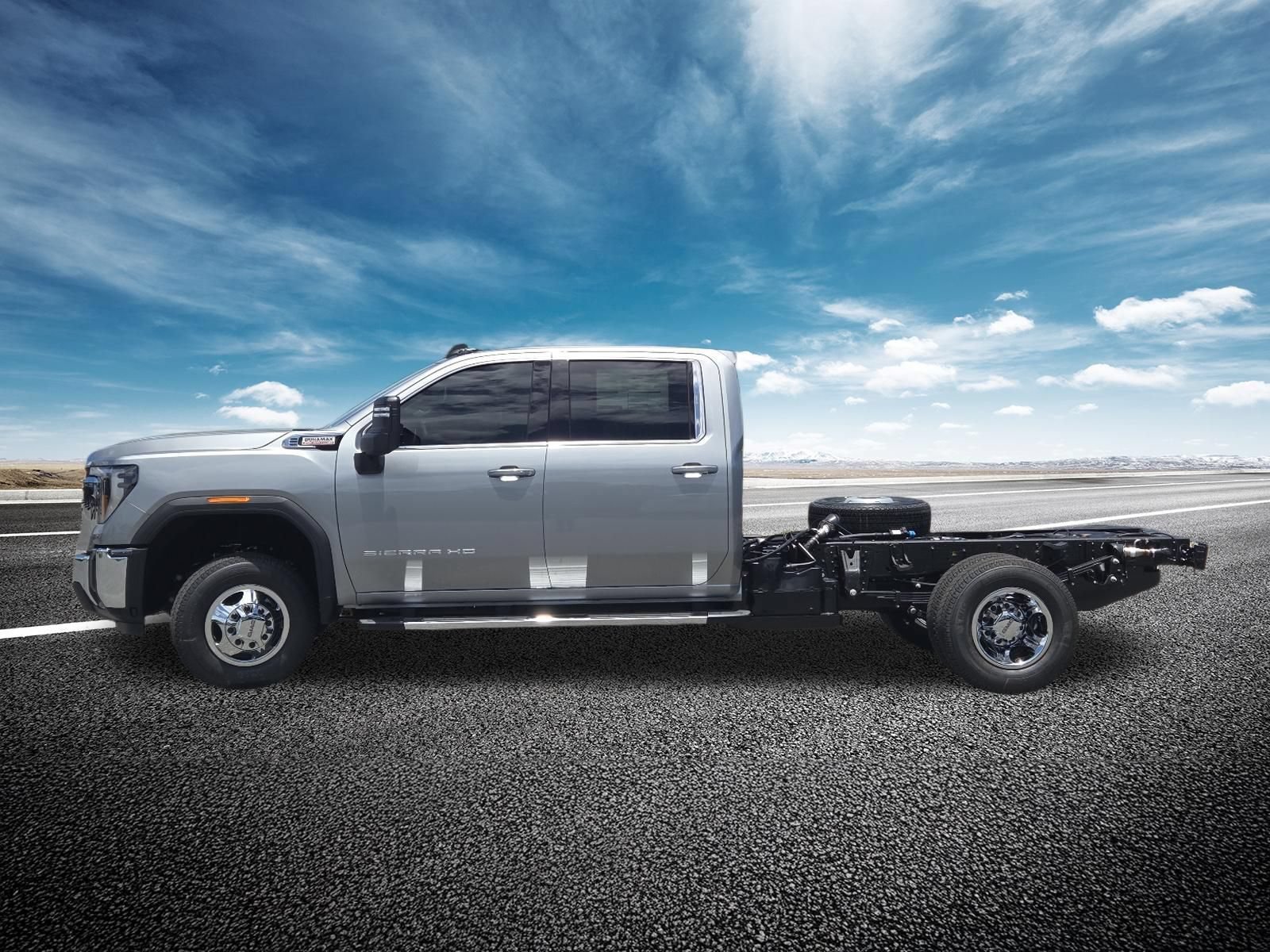 New 2026 GMC Sierra 3500 SLE AWD/4WD image 13