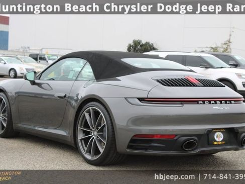 Used 2021 Porsche 911 Carrera w/ Premium Package image 3
