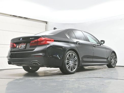Used 2018 BMW 540i xDrive image 33