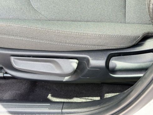 Used 2025 Kia K4 LXS FWD image 13