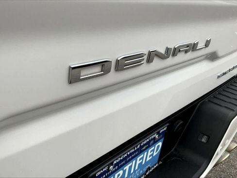 Certified 2021 GMC Sierra 1500 Denali w/ Denali Premium Package image 9