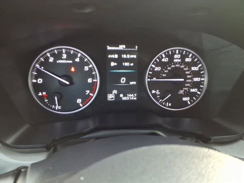 Used 2020 Subaru Outback Premium image 12