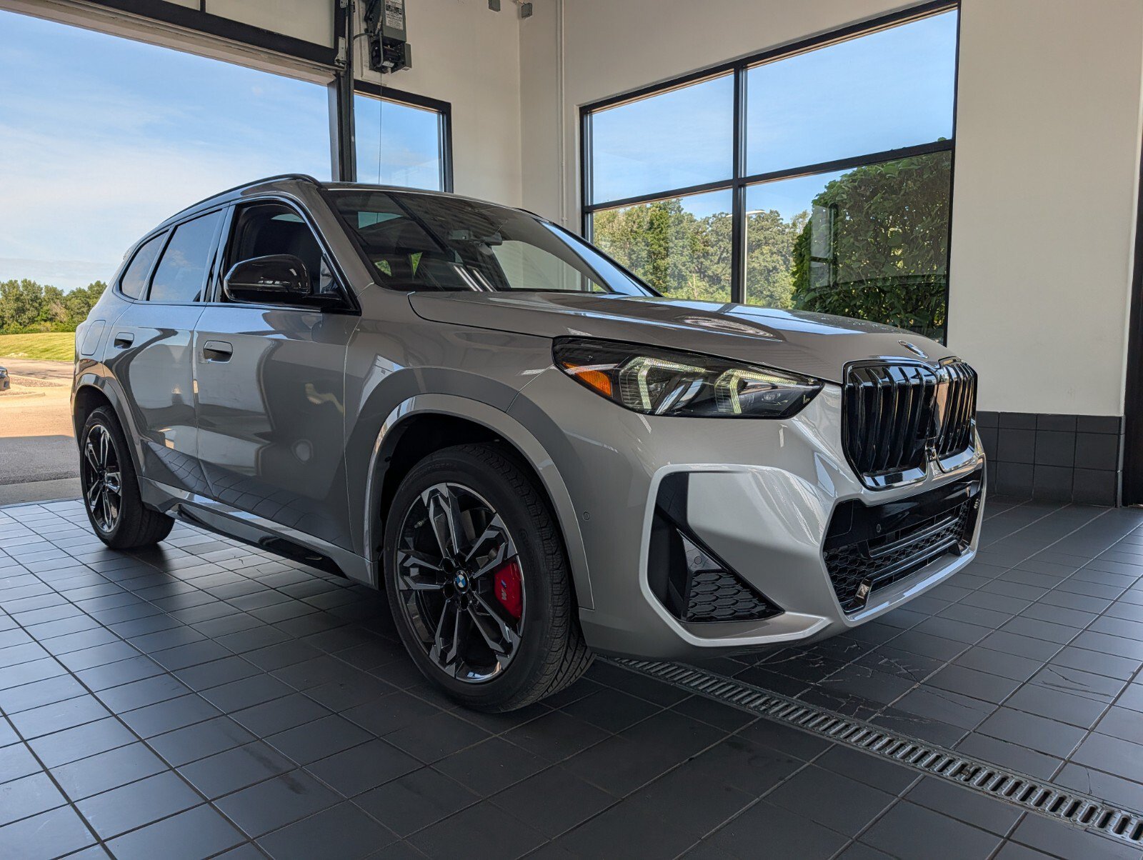 New 2027 BMW X1 xDrive28i AWD/4WD image 1