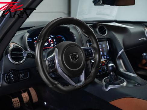 Used 2017 Dodge Viper GTC w/ GTS Interior Package image 29