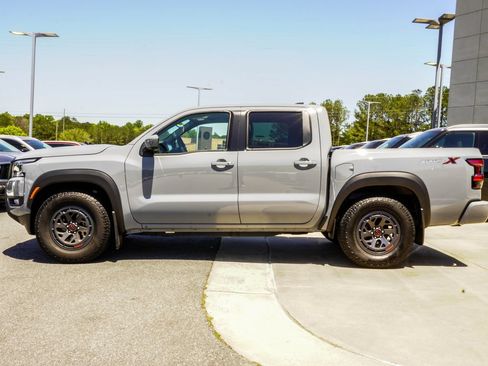 Used 2025 Nissan Frontier Pro-X w/ Pro Convenience Package RWD image 6