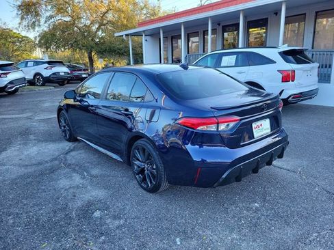 Used 2024 Toyota Corolla SE FWD image 3
