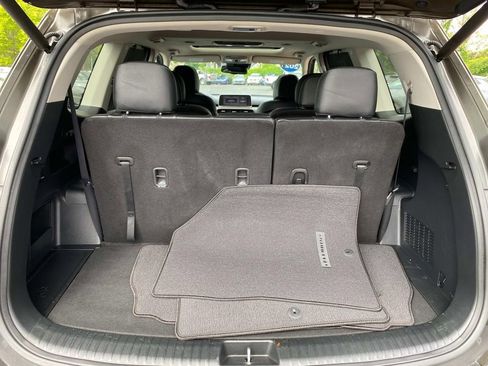 Used 2022 Kia Telluride EX w/ EX Premium Package image 5