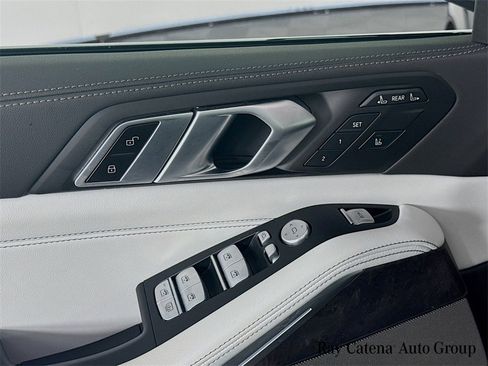 Used 2023 BMW X7 xDrive40i w/ M Sport Package image 18