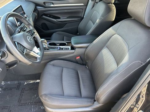 Certified 2022 Nissan Altima 2.5 SV w/ SV Premium Package image 26