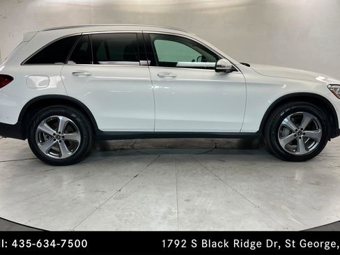 Certified 2022 Mercedes-Benz GLC 300 4MATIC w/ Driver Assistance Package image 6