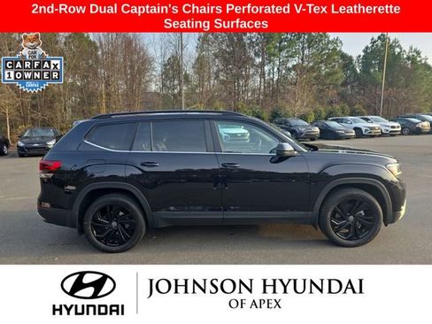 Used 2023 Volkswagen Atlas SE w/ Panoramic Sunroof Package image 14