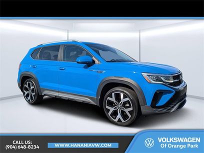 Used 2022 Volkswagen Taos SEL w/ Panoramic Sunroof Package
